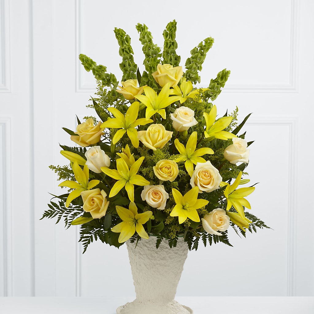 Golden Memories Arrangement – Yosvi Gardens, Boca Raton FL