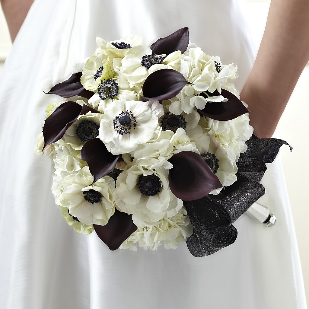 To Have and To Hold Bouquet – Yosvi Gardens, Boca Raton FL